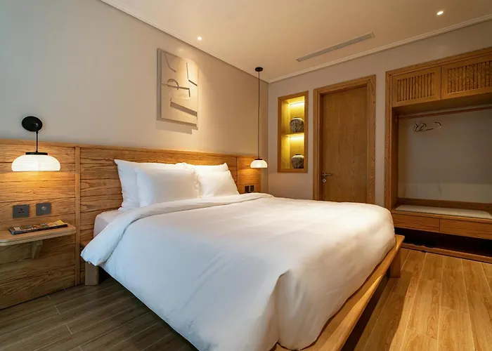 Nam By D'lecia 4* Hạ Long